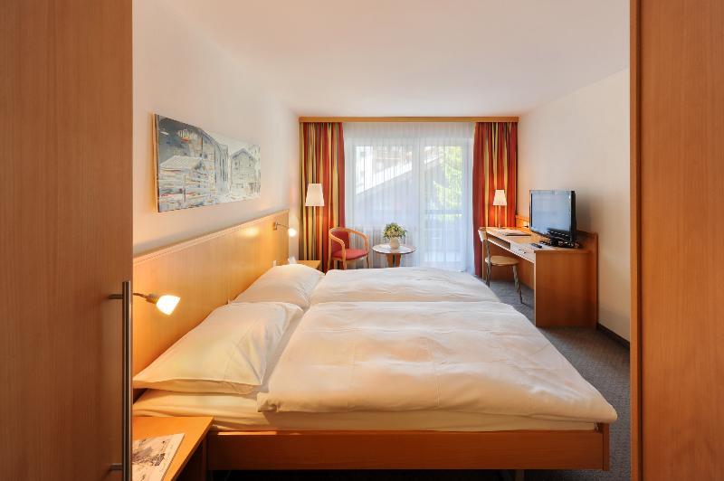 Alpine Perren Hotel 3*