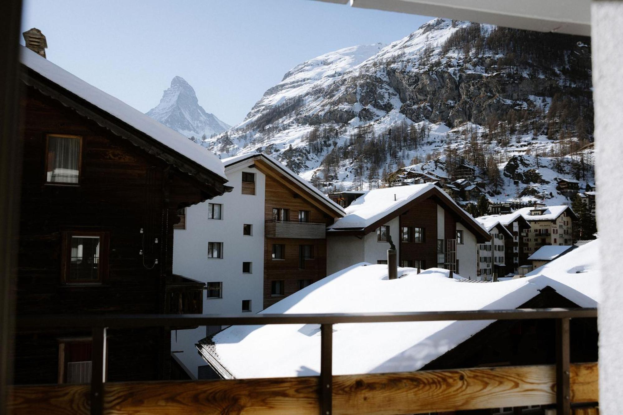 Alpine Perren Hotel 3*